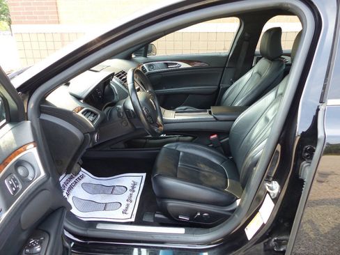 Used 2020 Lincoln MKZ Reserve w/ Monochromatic Package AWD/4WD image 23