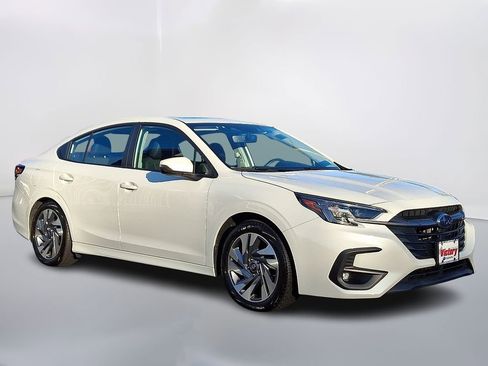Used 2023 Subaru Legacy Limited image 1
