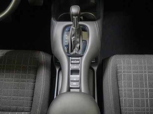 Used 2023 Honda HR-V LX image 29