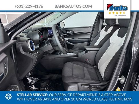 Certified 2024 Chevrolet Trax LS w/ LS Convenience Package image 12
