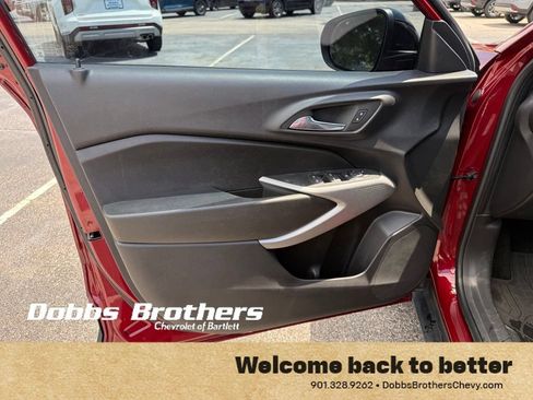 Certified 2024 Chevrolet Trax RS w/ Driver Confidence Package FWD image 14