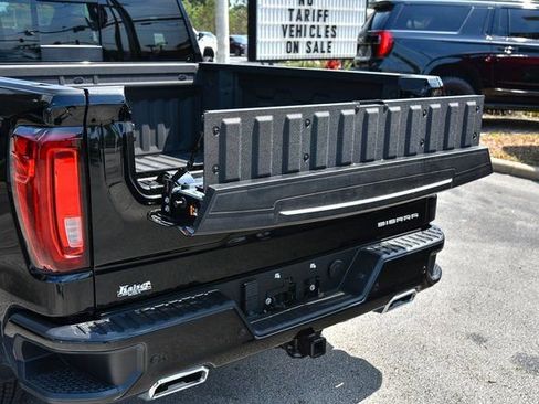 Used 2024 GMC Sierra 1500 Denali w/ Technology Package image 13