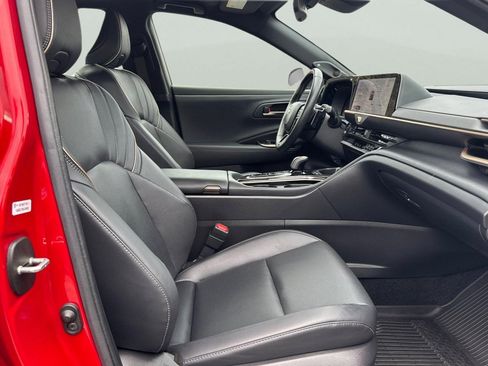 Used 2024 Toyota Crown Platinum image 19