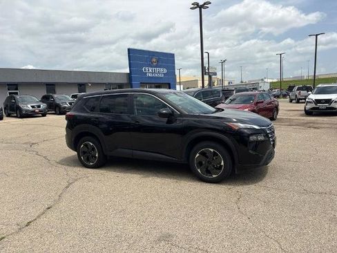 Certified 2024 Nissan Rogue SV AWD/4WD image 1