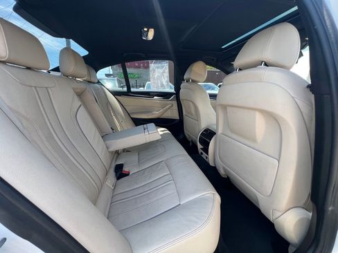 Used 2017 BMW 530i RWD image 23