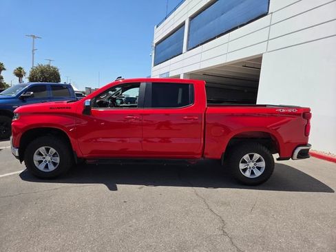 Used 2021 Chevrolet Silverado 1500 LT w/ LPO, Dark Essentials Package AWD/4WD image 3