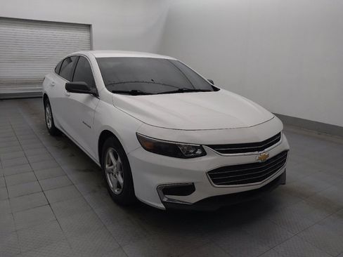 Used 2018 Chevrolet Malibu LS image 13