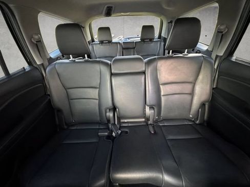 Used 2018 Honda Pilot Touring image 22