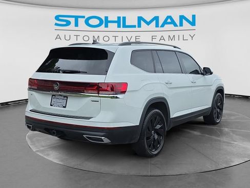 Certified 2024 Volkswagen Atlas SE w/ Black Wheel Package AWD/4WD image 5