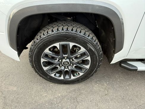 Used 2022 Toyota Tundra Limited AWD/4WD image 13