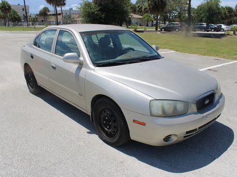 Used 2002 Hyundai Elantra GLS FWD image 20