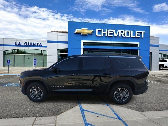 Used 2027 Chevrolet Traverse LT w/ Driver Confidence Package FWD image 5