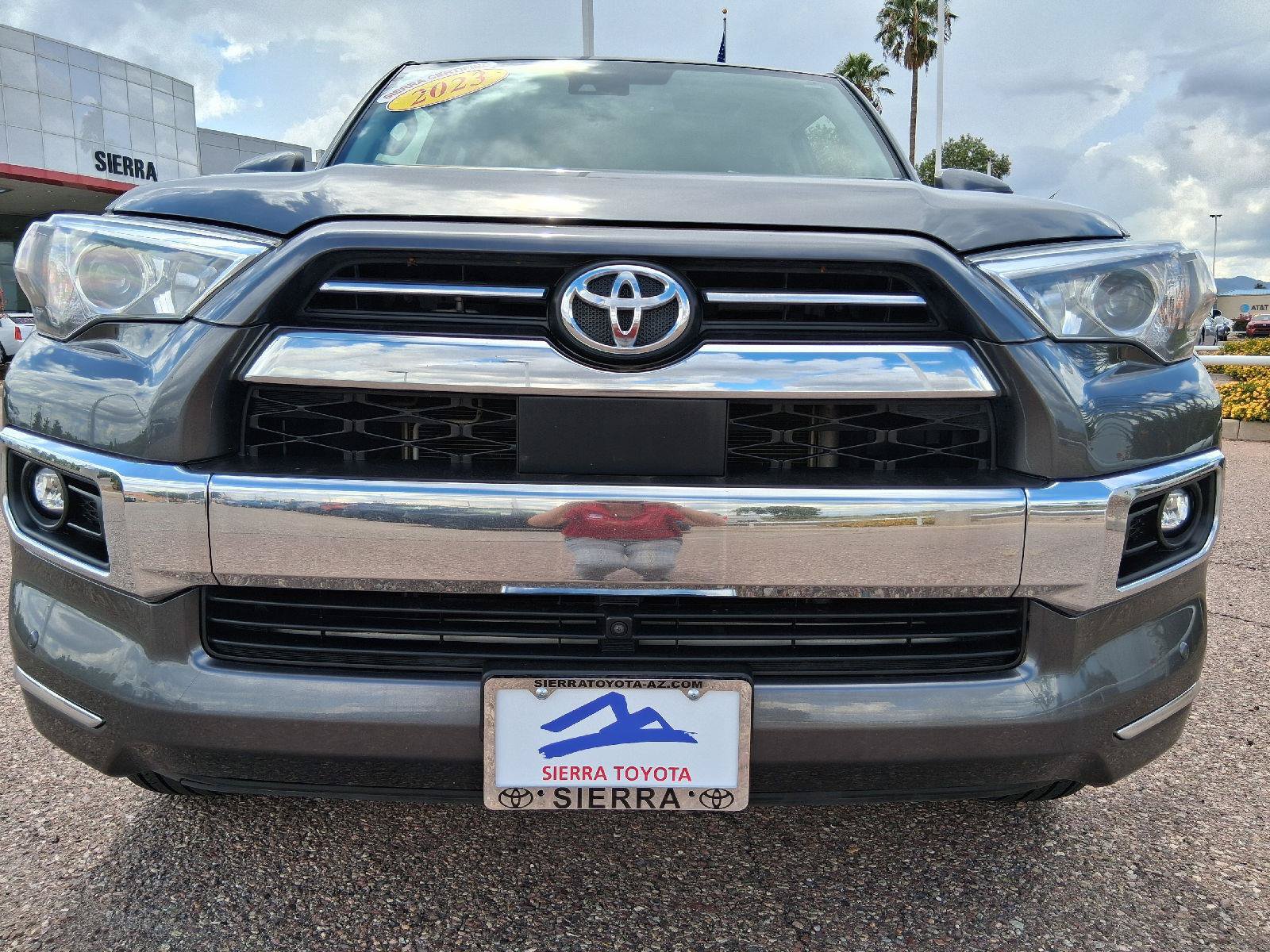 Used 2023 Toyota 4Runner Limited AWD/4WD image 11