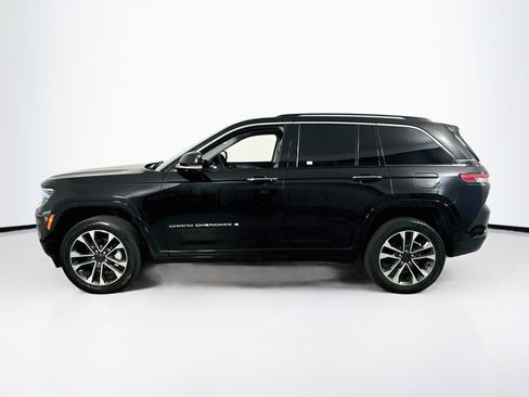 Used 2022 Jeep Grand Cherokee Overland AWD/4WD image 8