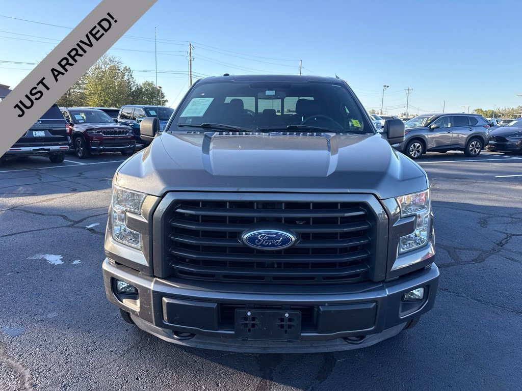 Used 2015 Ford F150 XLT w/ Equipment Group 302A Luxury AWD/4WD image 2