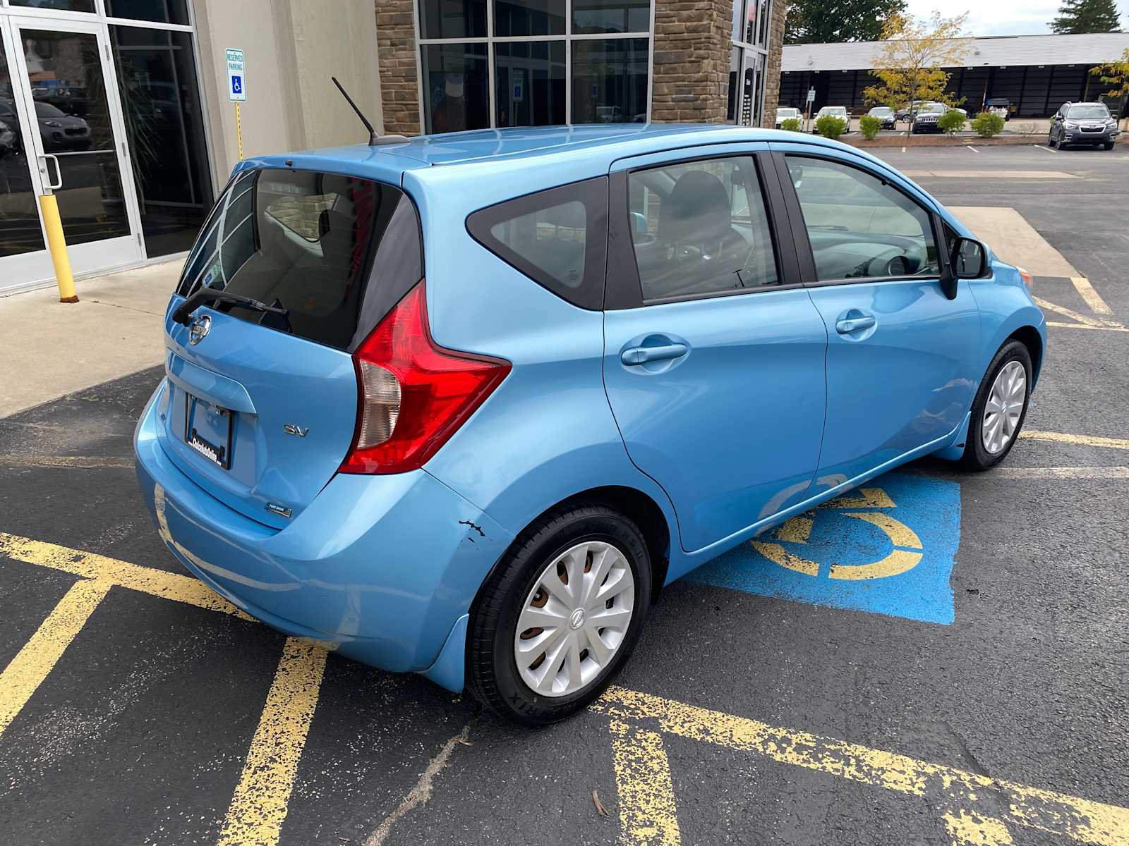 Used 2014 Nissan Versa Note SV w/ Convenience Package FWD image 4