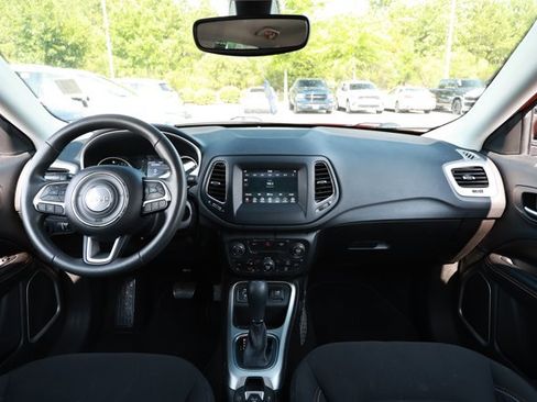 Used 2021 Jeep Compass Sport FWD image 28