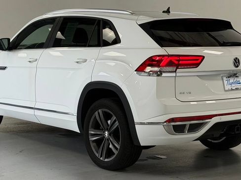 Used 2021 Volkswagen Atlas Cross Sport SE AWD/4WD image 4