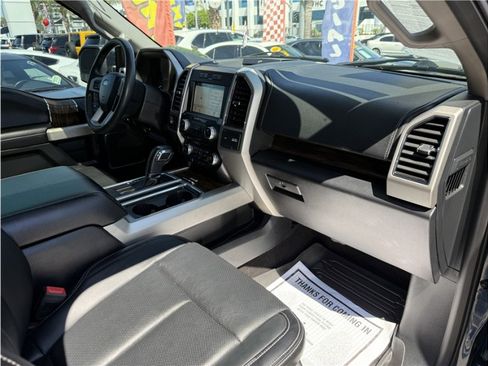 Used 2018 Ford F150 Lariat w/ Equipment Group 502A Luxury AWD/4WD image 34