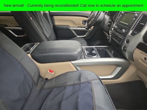 Used 2019 Nissan Titan SV w/ SV Convenience Package AWD/4WD image 7
