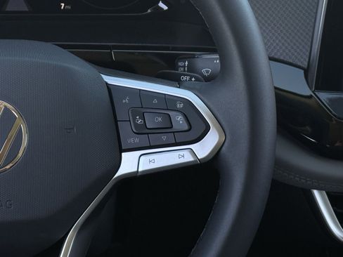 New 2026 Volkswagen Atlas Peak Edition image 18