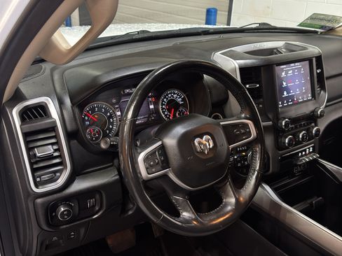 Used 2020 RAM 1500 Big Horn AWD/4WD image 18