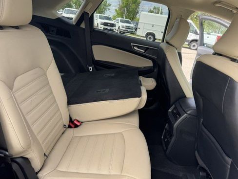 Used 2022 Ford Edge SEL AWD/4WD image 30