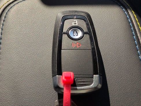 New 2026 Ford Maverick Lobo image 32