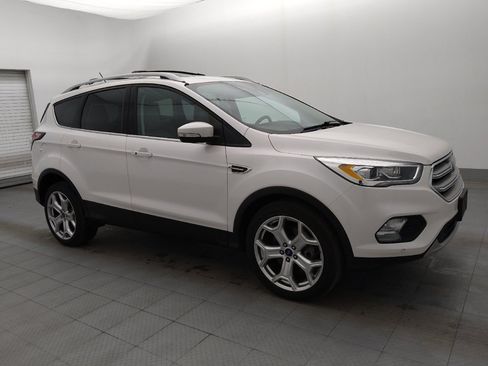 Used 2018 Ford Escape Titanium w/ Ford Safe & Smart Package AWD/4WD image 11