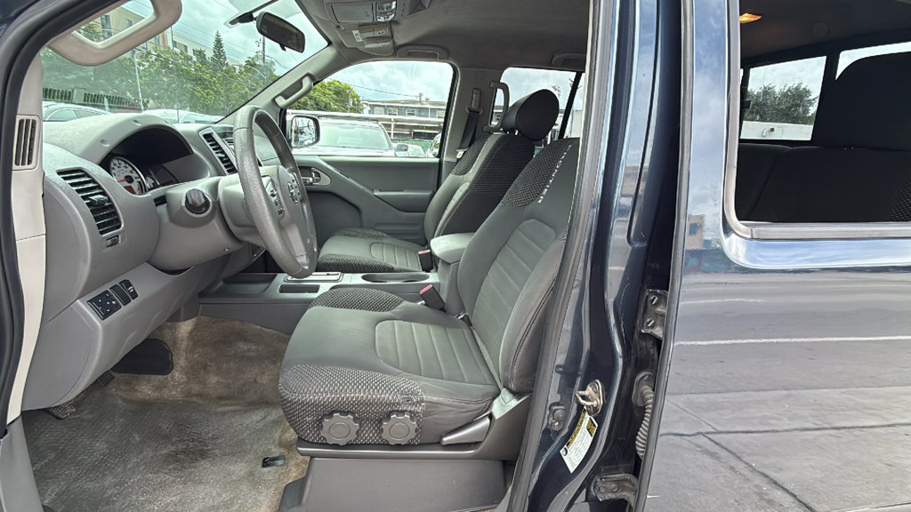 Used 2016 Nissan Frontier Desert Runner RWD image 23