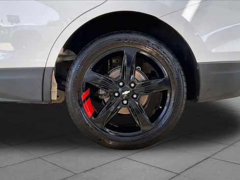 Used 2019 Chevrolet Equinox LT FWD image 11