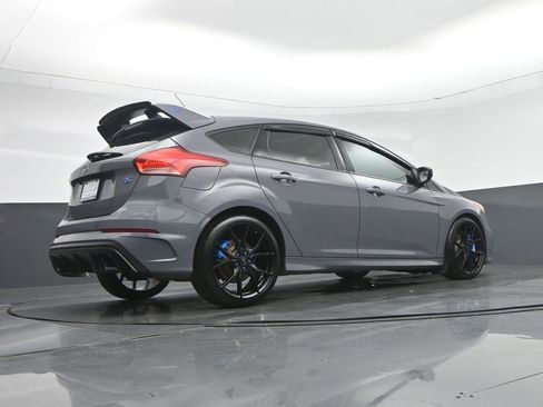 Used 2017 Ford Focus RS image 52