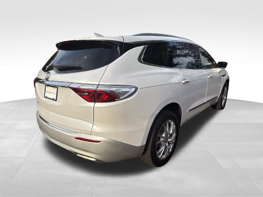 Used 2023 Buick Enclave Premium w/ Experience Buick Package FWD image 6