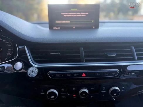 Used 2018 Audi Q7 3.0T Premium Plus image 22