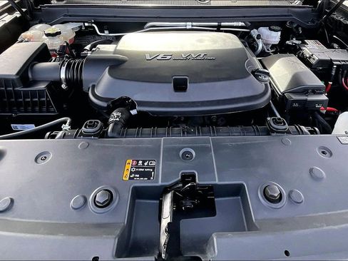 Used 2022 GMC Canyon AT4 w/ Trailering Package image 9