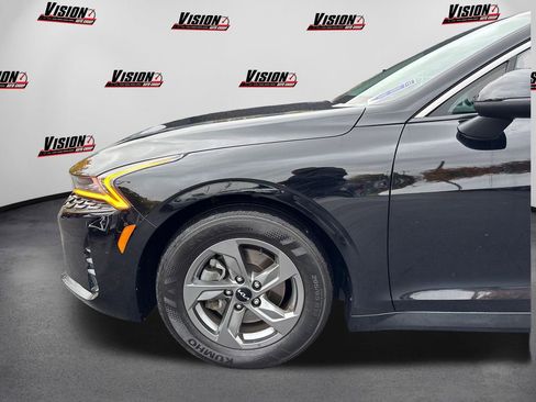Used 2022 Kia K5 LXS image 12