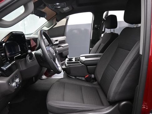 Used 2024 GMC Sierra 1500 Elevation RWD image 9