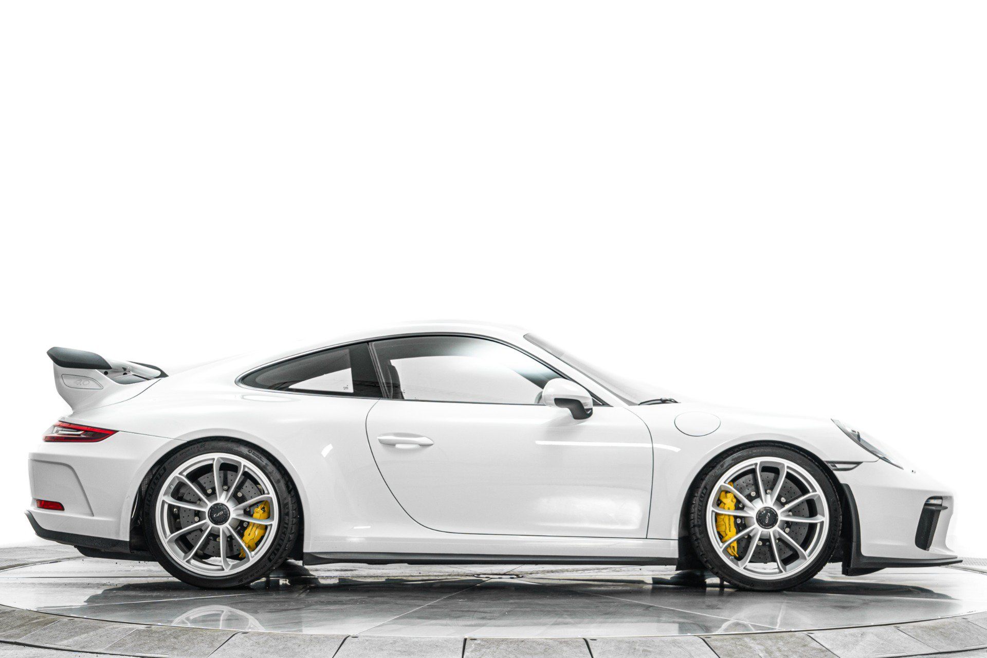 Used 2018 Porsche 911 GT3 RWD image 43