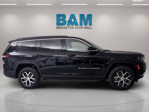New 2025 Jeep Grand Cherokee L Limited image 8
