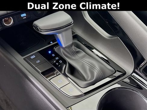 New 2025 Hyundai Elantra SEL FWD image 26