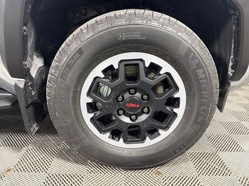 New 2025 Toyota 4Runner TRD Off-Road Premium image 11