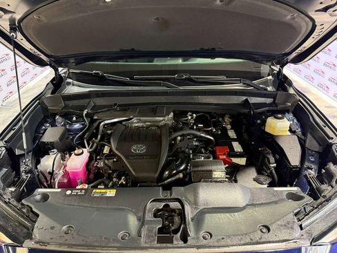 Used 2025 Toyota Grand Highlander AWD image 54