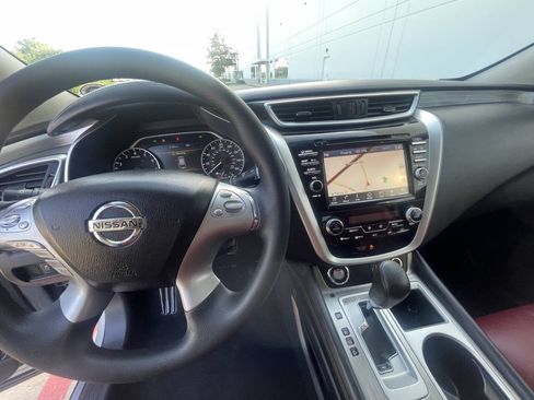 Used 2018 Nissan Murano S FWD image 27