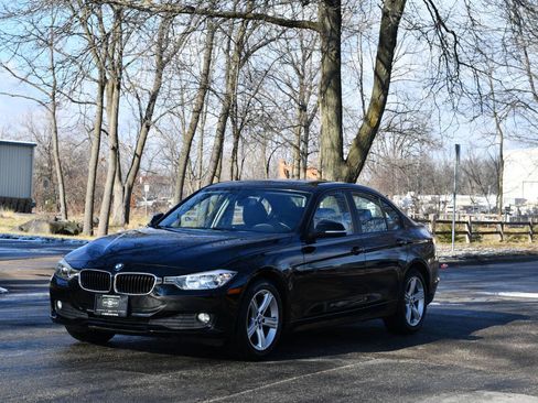 Used 2015 BMW 320i Sedan image 3