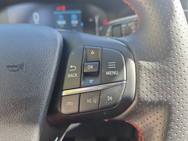 Used 2025 Ford Escape ST-Line AWD/4WD image 18