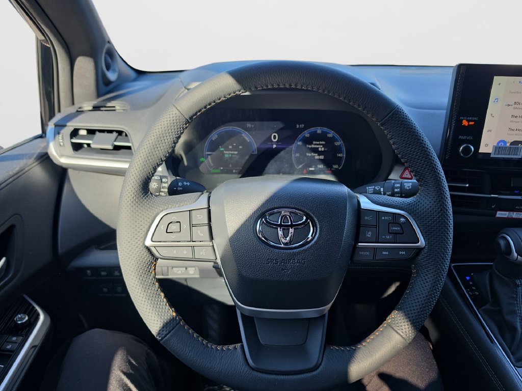 Used 2026 Toyota Sienna XLE Woodland Edition AWD/4WD image 10