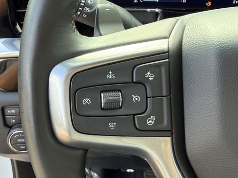 Used 2024 Chevrolet Silverado 1500 LTZ image 16