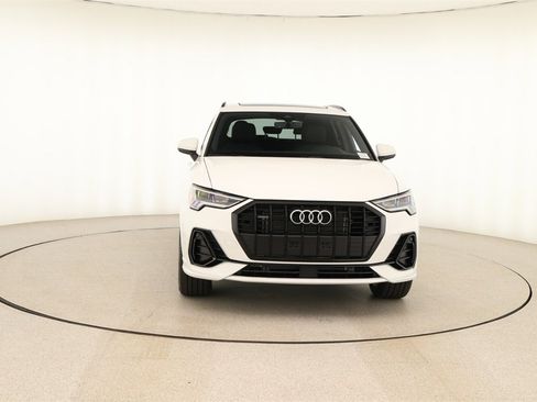 New 2025 Audi Q3 2.0T Premium image 11