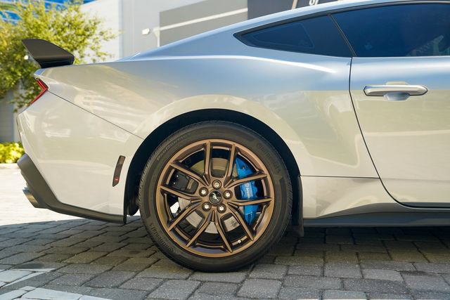 Used 2024 Ford Mustang GT Premium RWD image 31