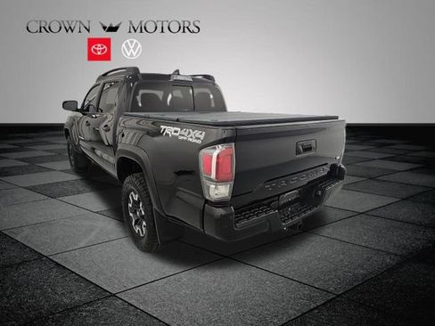 Used 2020 Toyota Tacoma TRD Off-Road w/ Technology Package AWD/4WD image 4
